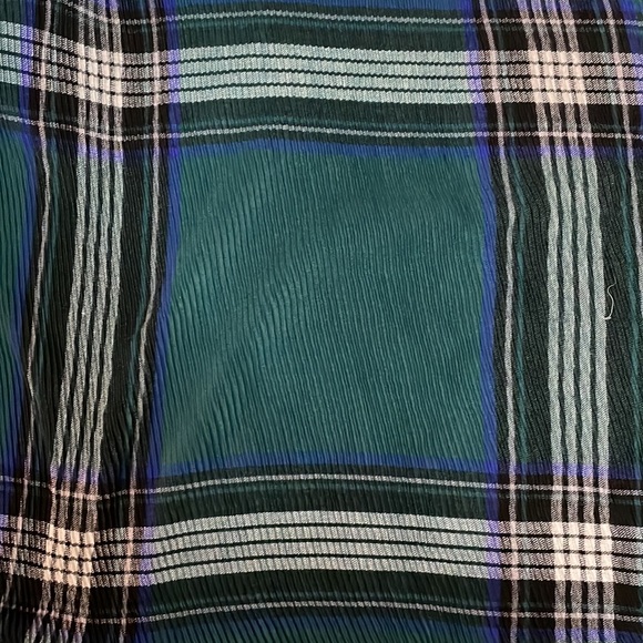 BASS NWT Women’s Scarf polyester oversize tartan black green plaid - Picture 5 of 9